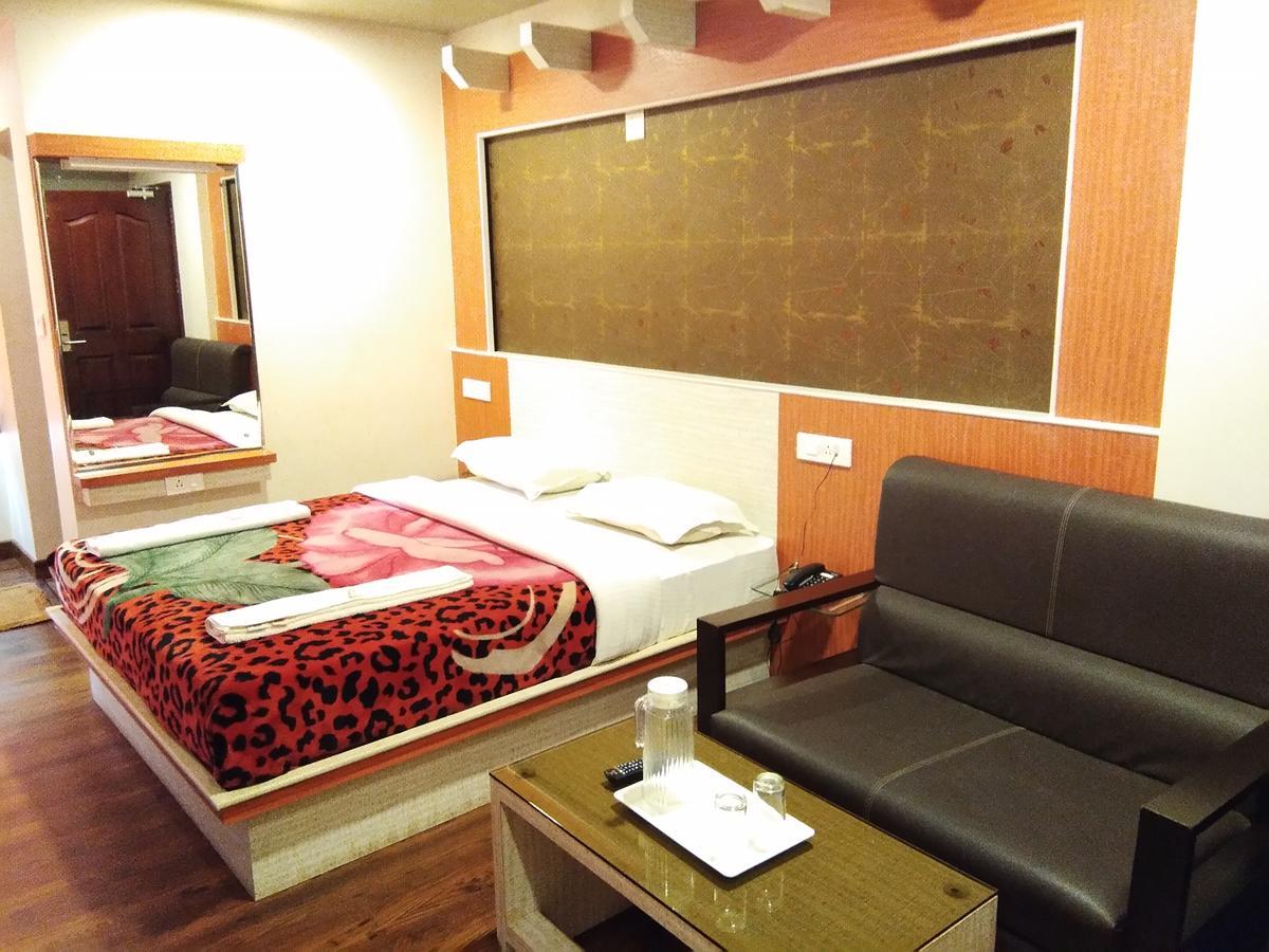 Sarkar Palace Ooty Kültér fotó